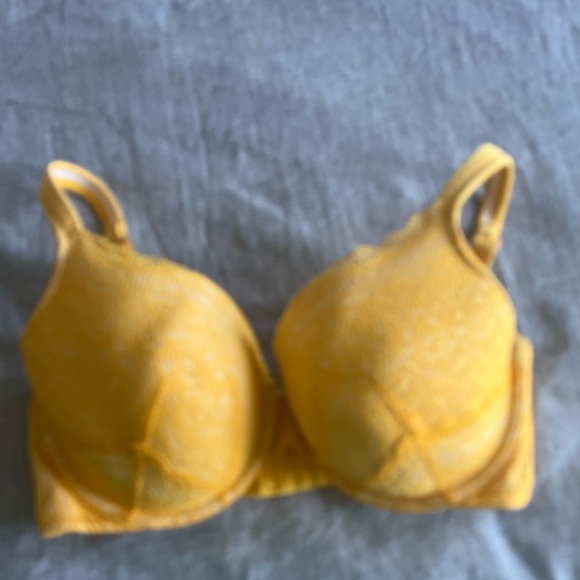 Cacique Intimates & Sleepwear Cacique 4dd Bra Yellow Poshmark